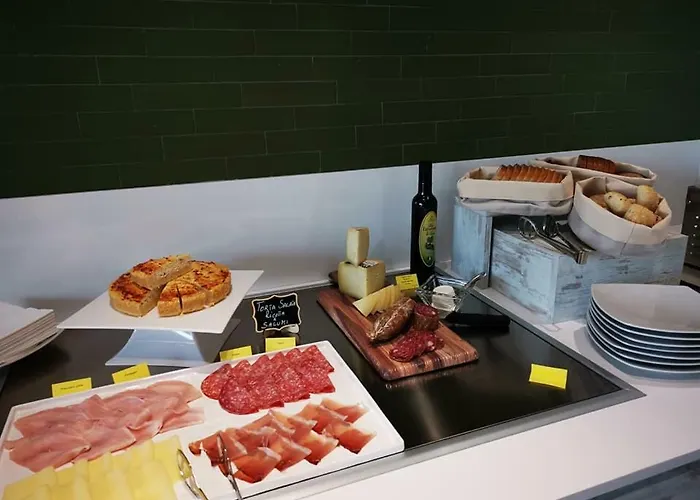 Youmami Wellness&spa 4* Джулианова