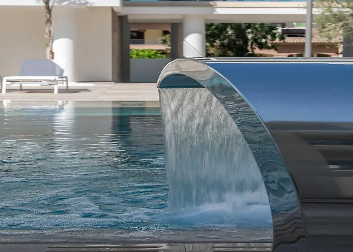 Youmami Wellness&spa Отель Джулианова